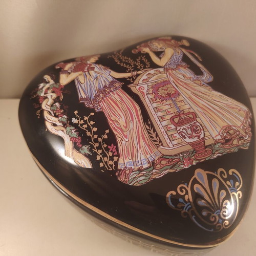 Bijouterie box 24k gold with ancient Greek mythology scenes, like new