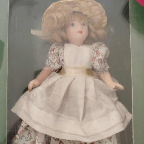 Porcelain dolls retro vintage new in boxes set