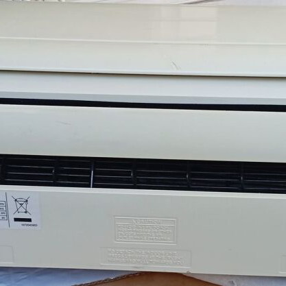 Carrier air conditioner used, inverter with copper pipe and outdoor unit