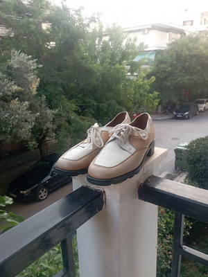 Bally vintage boat shoes μεταχειρισμένα, νούμερο 38, μπεζ και άσπρα