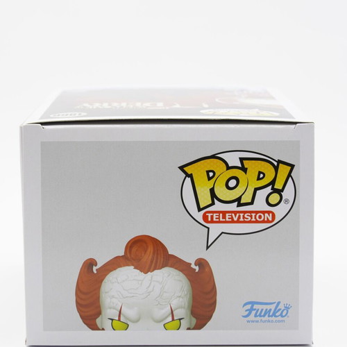 Funko Pop! Welcome to Derry Pennywise Shelf Sitter Exclusive #1866 new
