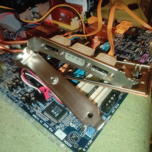 Retro PC Bundle Gigabyte GA-M59SLI-S5 with AMD Athlon 64 X2 CPU and 4GB GeIL DDR2