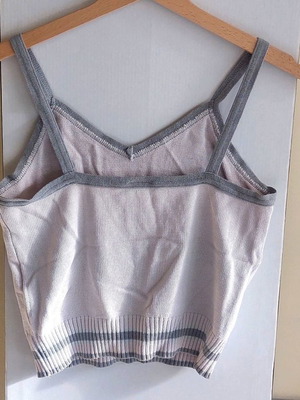 3Suisses (le Chouchou) romantic top, size Small, grey and pink