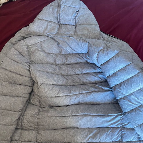 Pull and Bear puffer jacket like new, grey, size L
