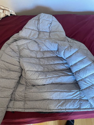 Pull and Bear puffer jacket like new, grey, size L