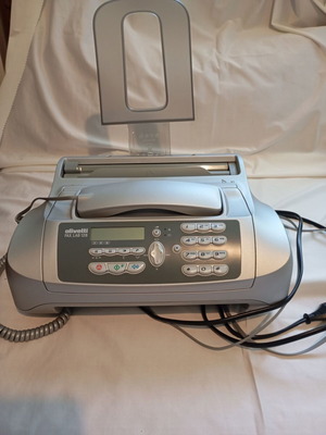 Olivetti Fax Lab 128 fax machine and landline phone used