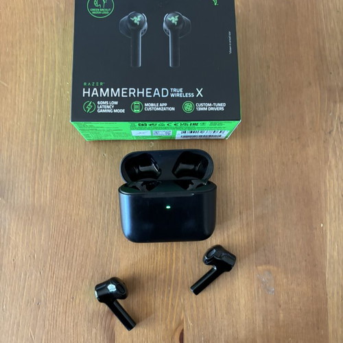 Razer Hammerhead earbuds like new with accessories