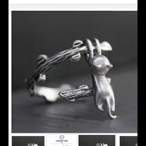 Hanging Cat Ring new, silver plated