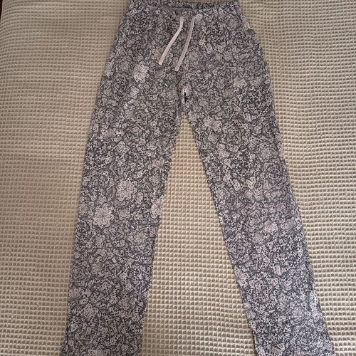 Cotton pajama pants like new, size XS-S