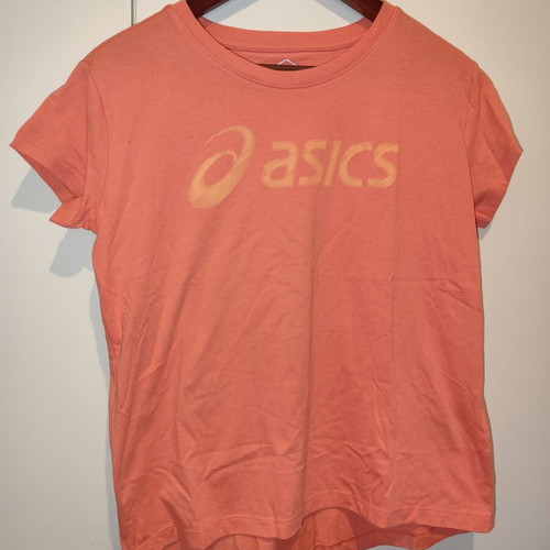 Asics coral T-shirt medium used