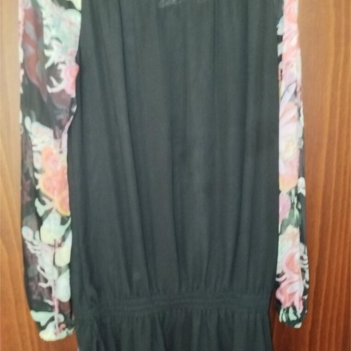 Desigual tunic like new with floral transparency and pink carnation