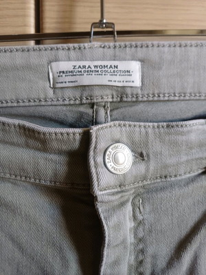 Zara gray pants like new with frayed front size L