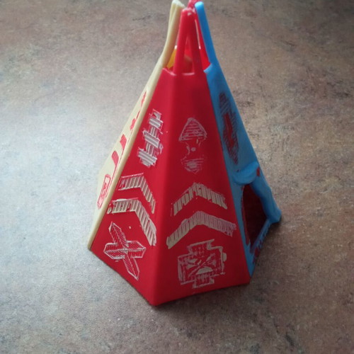 Jean-Hoefler Indian Tent (Tepee-Wigwam) vintage toy
