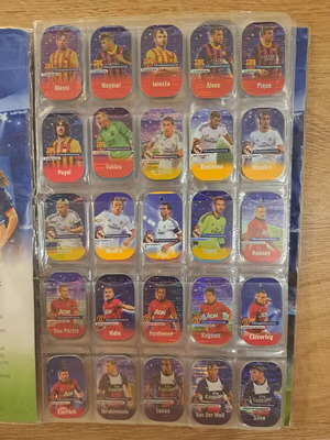 Champions 2014 metal tags collection used, 200 pieces