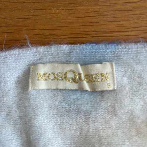 Moschino short sweater like new, gray with multicolor crosses