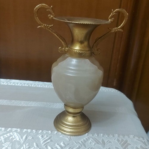 Onyx Marble Amphora like new