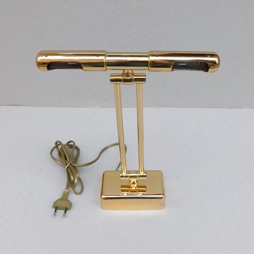 Two-light brass applique with joints for picture lighting