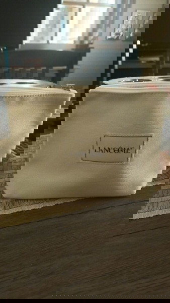 Lancome μικρό νεσεσέρ