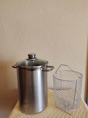 Spargel Topf pot with mesh 25cm height, 17cm diameter used