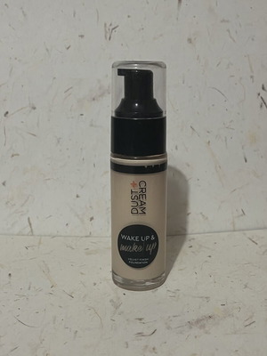 Dust+Cream Foundation Wake Up & Make Up 30ml used, shade 0.5C