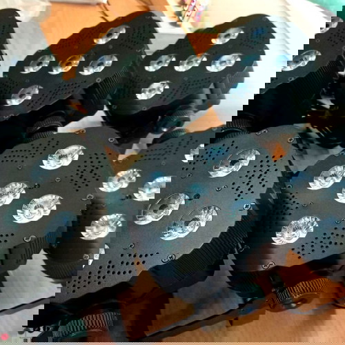 Προβολείς LED Stairville Quad Par Profile 5x8W RGBW σαν καινούργιοι σετ 6 τεμαχίων