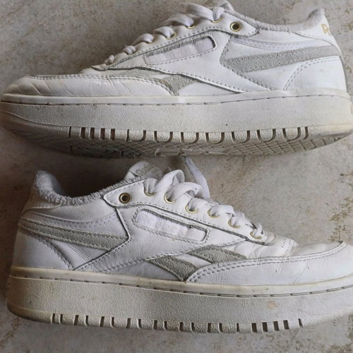 Reebok athletic shoes used size 38 white