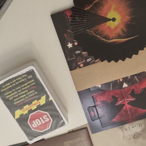 Exit The Game The Lord of the Rings Shadows Over Middle-earth board game new
