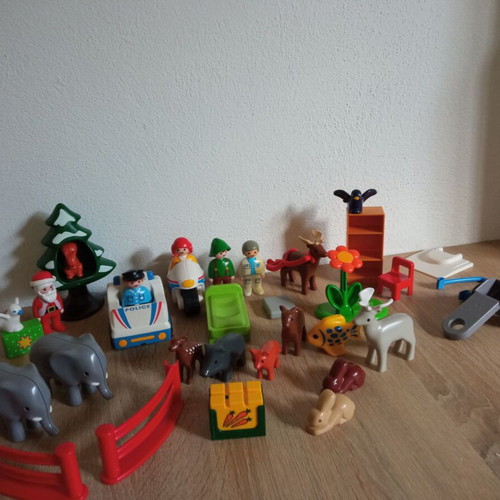 Playmobil 123 toys used, assorted pieces