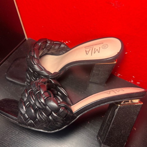 Mia black mule size 39 like new with gold detail
