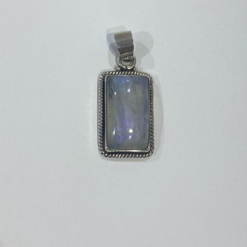 Silver (925) pendant with genuine moonstone new