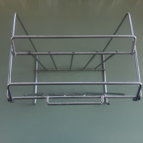 Metal shelf rack