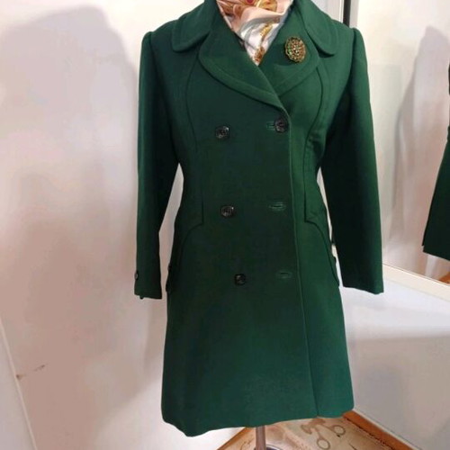 Authentic vintage green coat like new, size S
