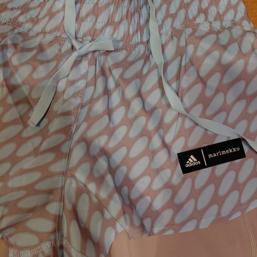 Adidas x Marimekko Split 2 in 1 Shorts new, size XS, multicolor