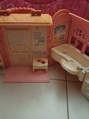 Σπίτι της Barbie παιχνίδι μεταχειρισμένο για κορίτσια