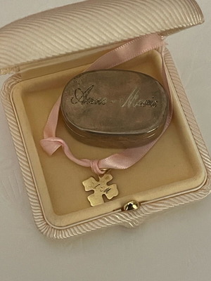 Silver bomboniera and gold martyrikon new from royal baptism