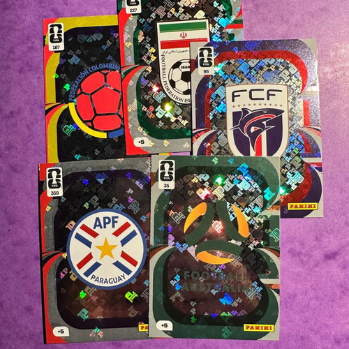 Panini FIFA 365 Adrenalyn XL 2026 team crest badges pack of 5, new