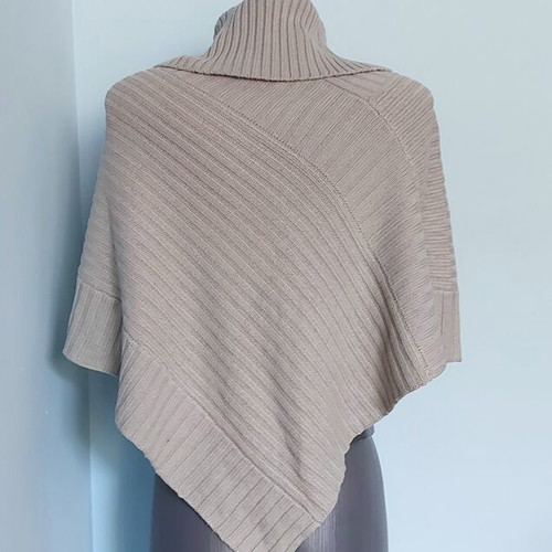 Pieces vintage unisize poncho with wool blend