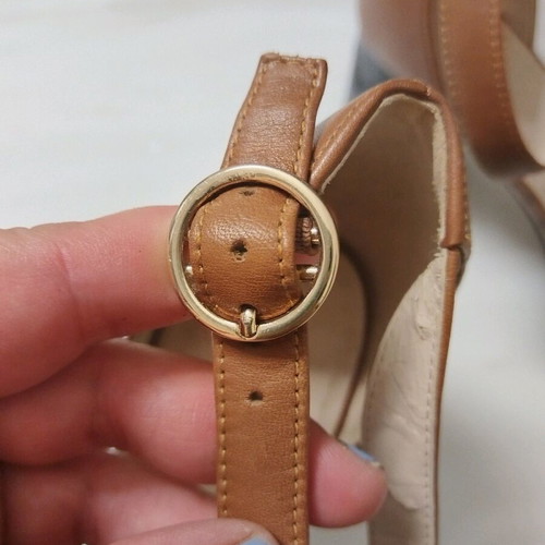 Clarks women's sandals used with square heel brown and gold