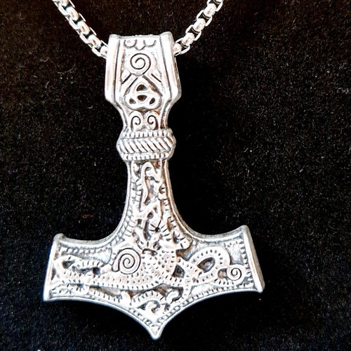 Thor's Hammer necklace new, gray silver