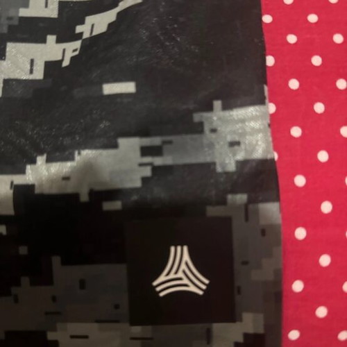 Μπλούζα Adidas large μαύρο γκρι σαν καινούργιο