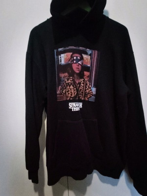 Stranger Things φούτερ XL σαν καινούργιο, μαύρο Pull & Bear