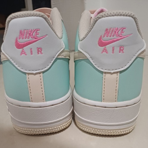 Nike Air Force 1 Low Emerald Rise Guava Ice GS sneakers size EU40