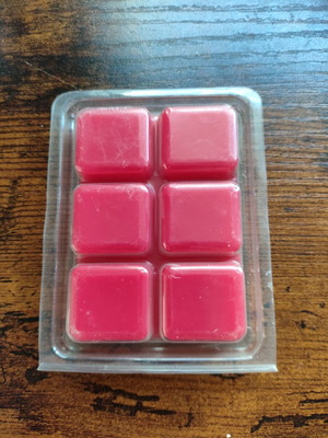 Wax Melts with red fruit scent, 6 pieces, new
