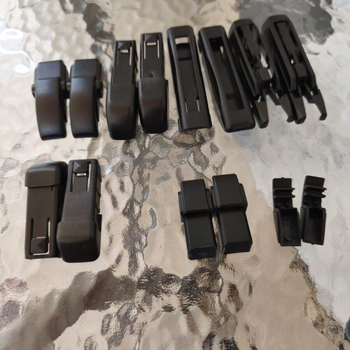 Plastic Wiper Clips Set of 7 New