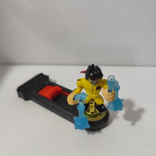 Akedo Chux Lee Series 1 figure with controller