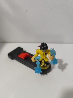 Akedo Chux Lee Series 1 figure with controller
