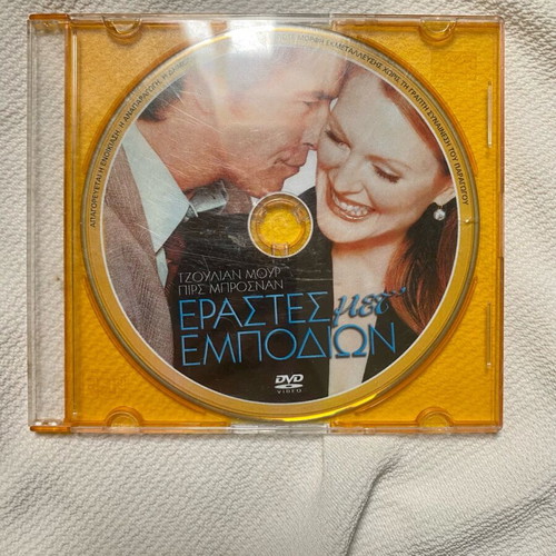 Laws of Attraction DVD used, comedy, romance, subtitles