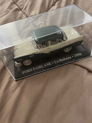 Taxi toy cars, pack of 2