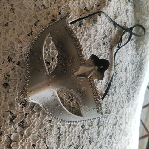 Mask like new in very good condition