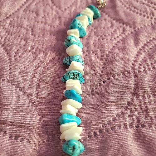 Handmade bracelet with shells and 925 silver clasp, new
